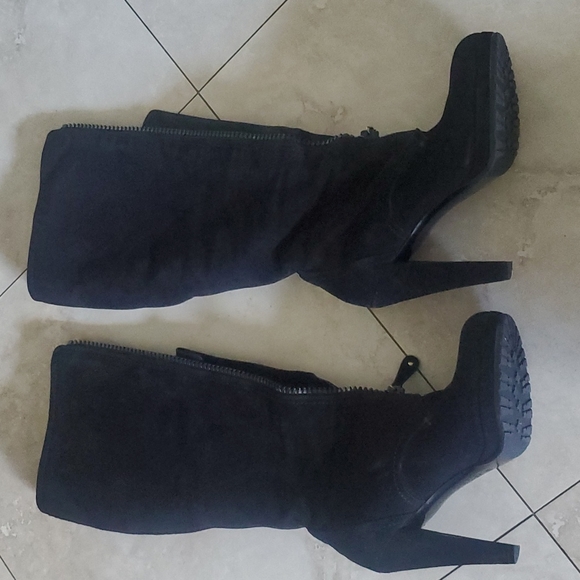 Gucci Boots 8 1/2 black suede high heel boot - Picture 2 of 5